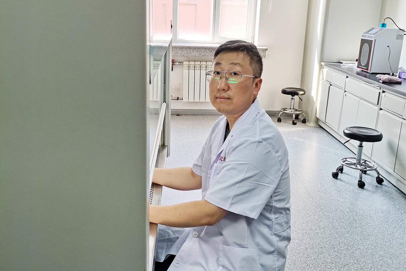 哈藥集團(tuán)國資戰(zhàn)隊(duì)&ldquo;英雄譜&rdquo;事跡專欄&mdash;&mdash;哈藥生物產(chǎn)品開發(fā)部生物藥研發(fā)組組長張磊