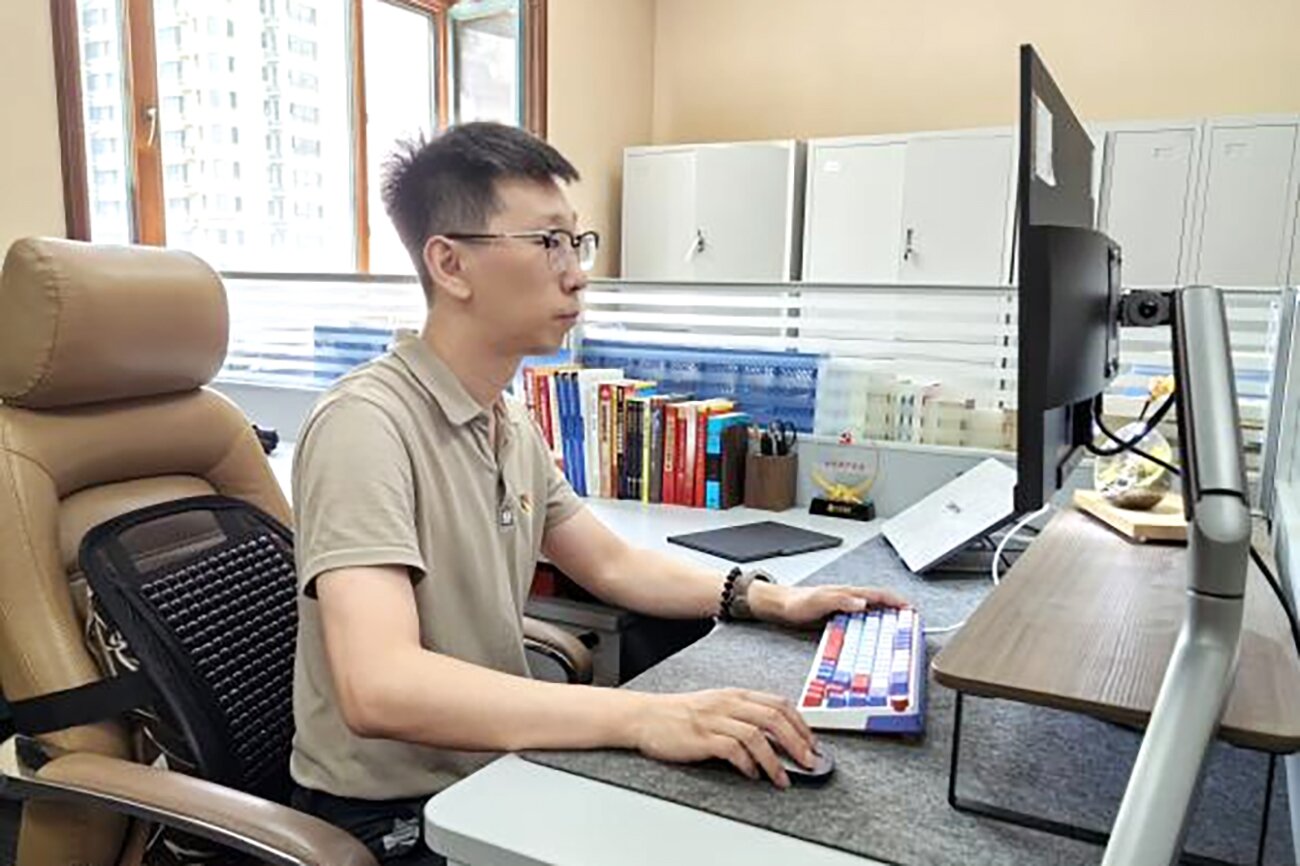 哈藥集團(tuán)國資戰(zhàn)隊(duì)&ldquo;英雄譜&rdquo;事跡專欄&mdash;&mdash;股份公司戰(zhàn)略運(yùn)營部戰(zhàn)略管控經(jīng)理陸放達(dá)